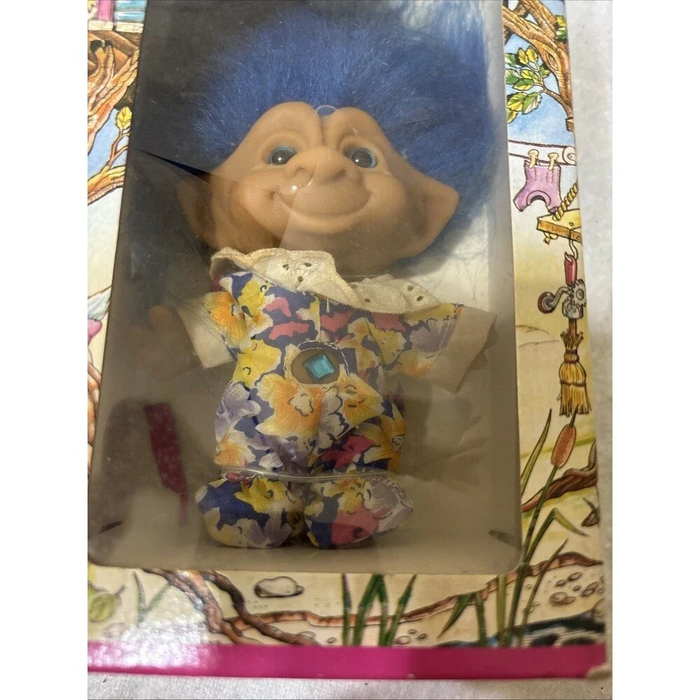 Vintage TREASURE TROLLS DOLL With Wishstone Ace Novelty  Blue Hair.  CH